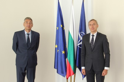 Заместник-министър Дойков прие новите посланици на Молдова и ОАЕ